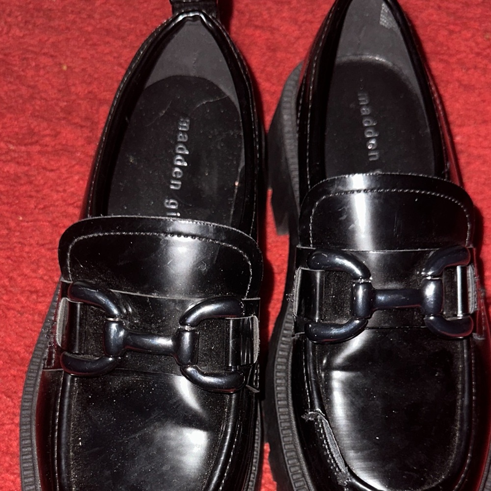 Black Ashlee Loafers